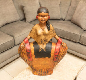 Sculpture of Mexican woman for home decoration