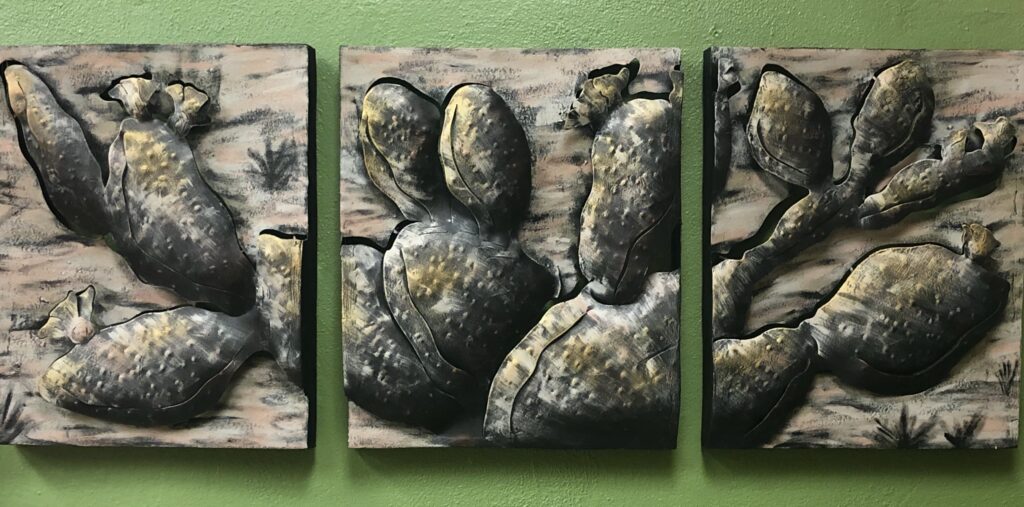 Cactus Tres Piezas Three-piece metal wall art of a cactus