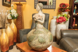 Ceramic sculpture for home decoration