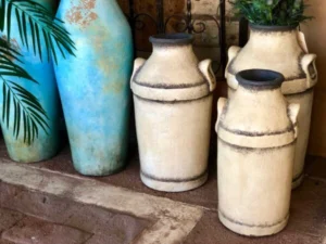White floor urns for home decoration