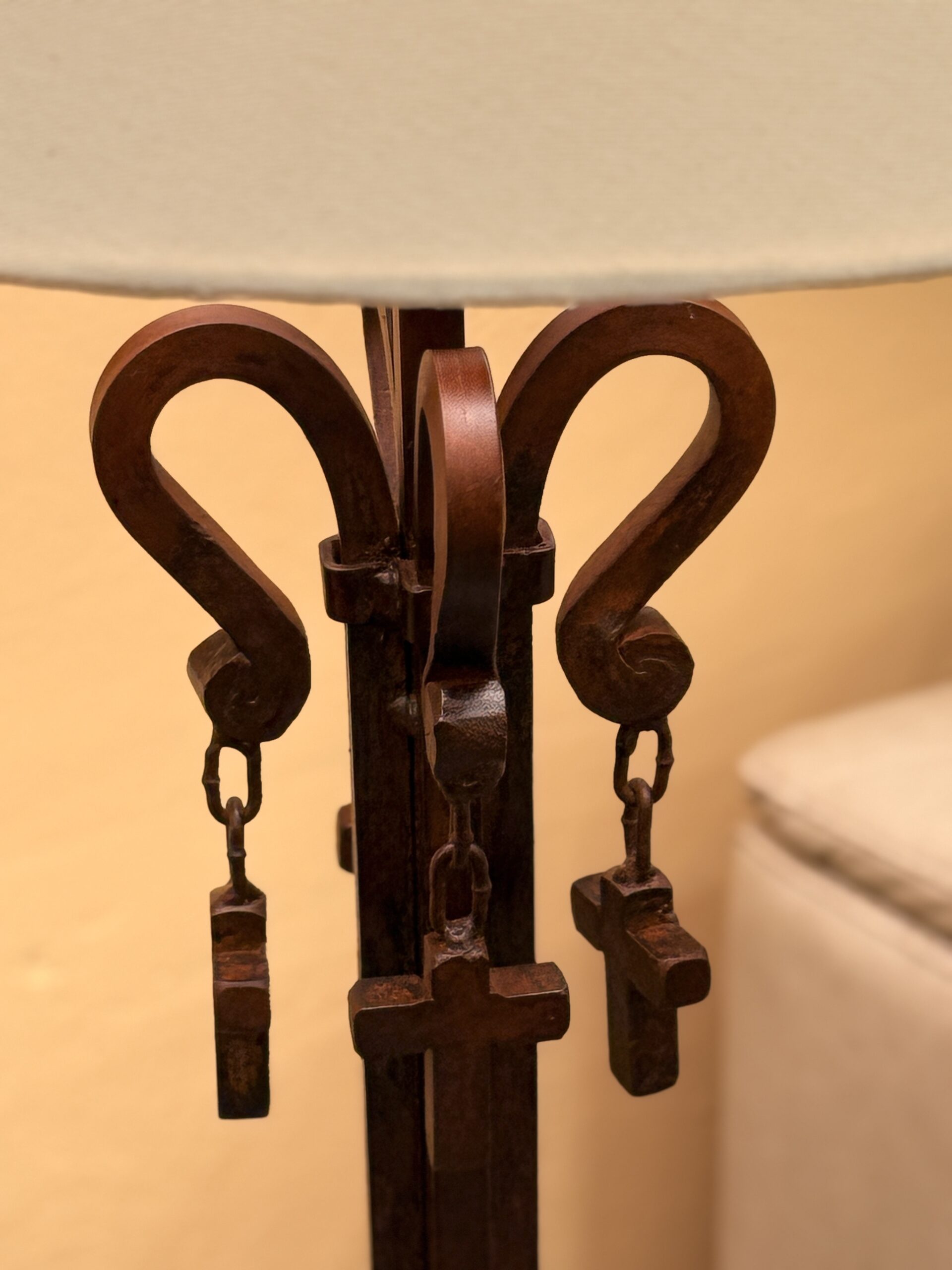Table Lamp Cross Details